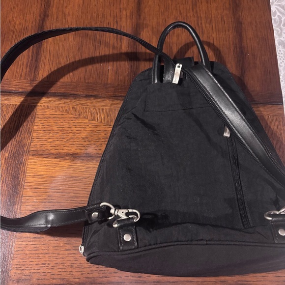 Baggallini Metro Backpack main image 7